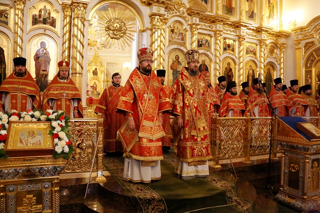 в Свято-Феодоровском кафедральном соборе была совершена Божественная литургия